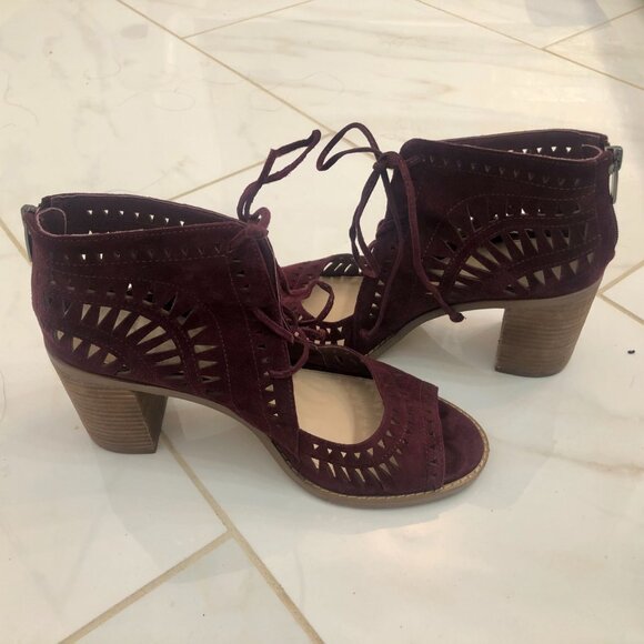 Vince Camuto Tarita Plum Lace Up Suede Peep Toe Shoes Size 8 - Picture 6 of 11